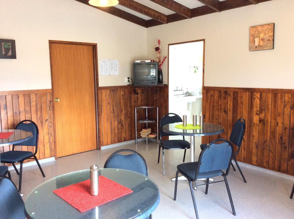 Fiordland Great Views Holiday Park Те-Анау Екстер'єр фото