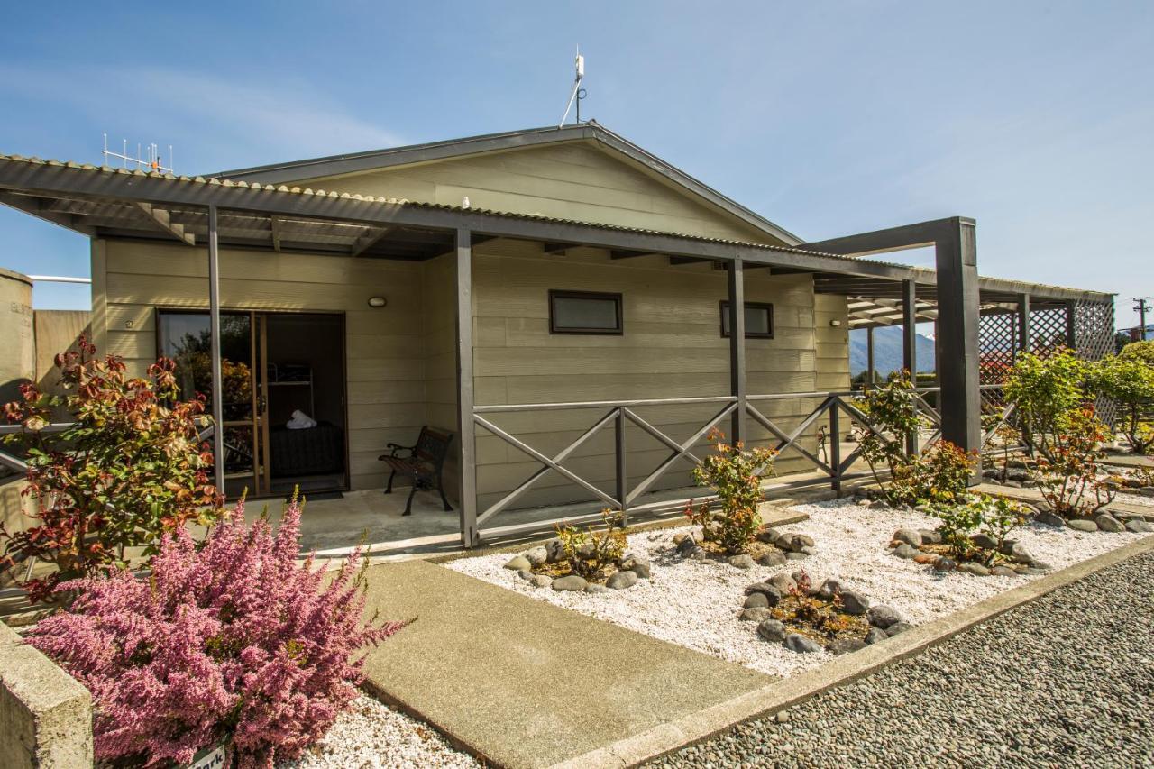 Fiordland Great Views Holiday Park Те-Анау Екстер'єр фото