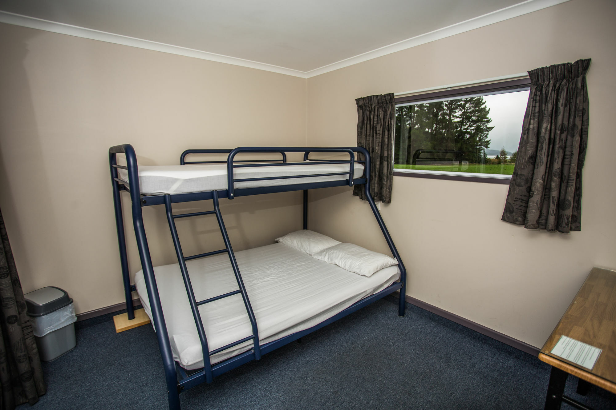 Fiordland Great Views Holiday Park Те-Анау Екстер'єр фото